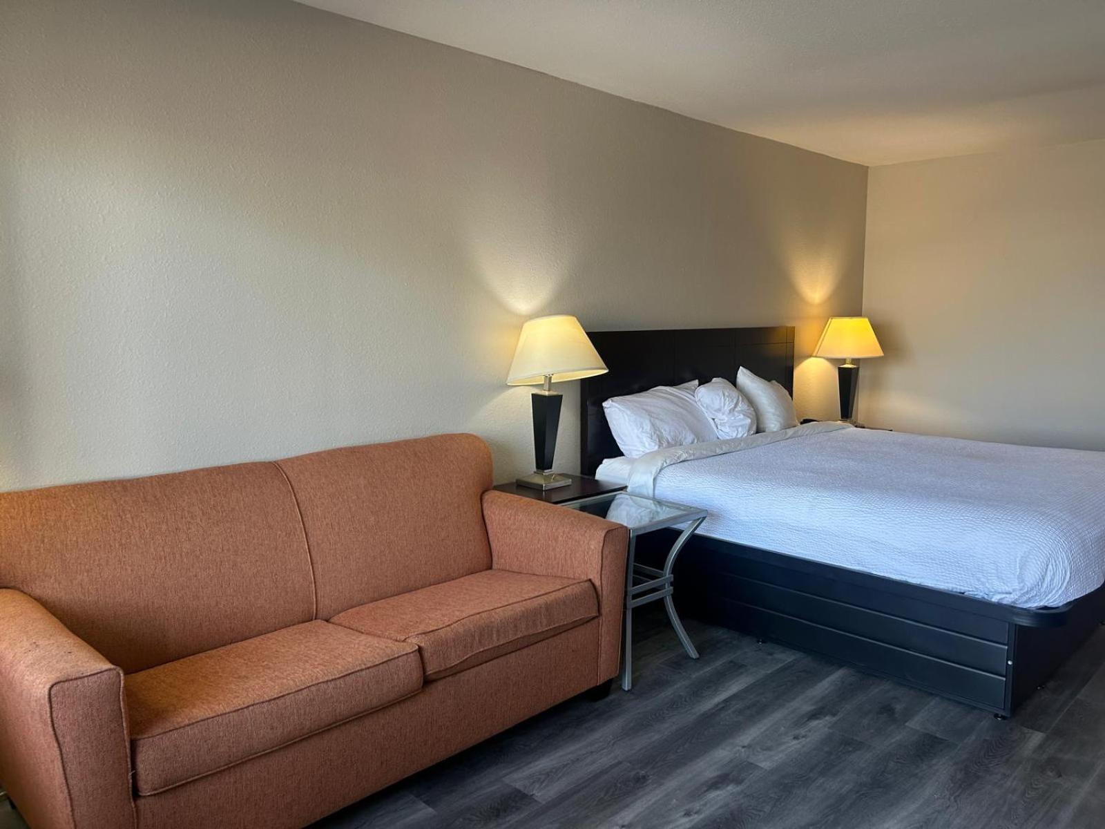 Travelodge By Wyndham Накітош Екстер'єр фото